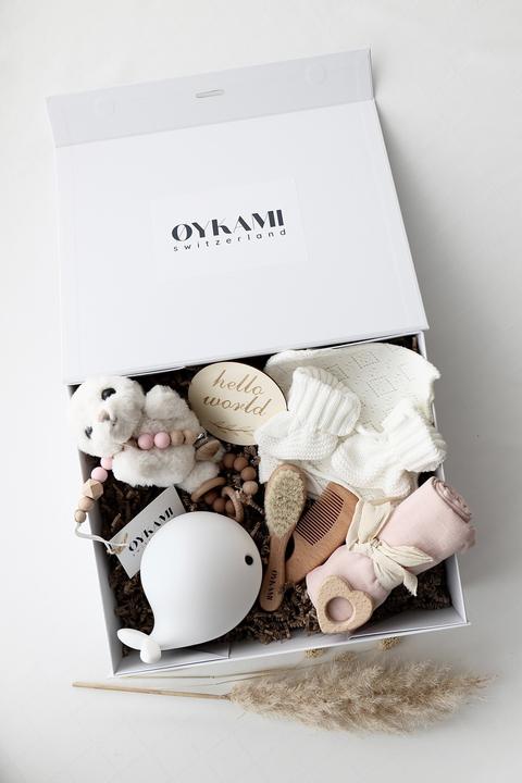 Produktbild Oykami Baby Geschenkbox Rosa "Paris" Robbe Weiss