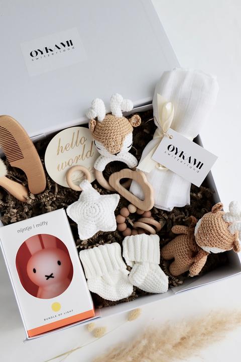 Produktbild Oykami Baby Geschenkbox neutrale Farben "Madeira" mit Miffy Nachtlicht und Elch
