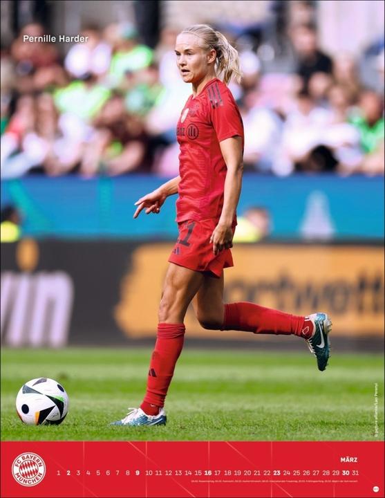 Actual product image Heye FC Bayern Munich Women's Poster Calendar 2025 (34 x 44 cm, Hardcover, German)