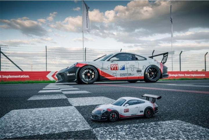 Produktbild Ravensburger Porsche 911 GT3 Cup (108 Teile)