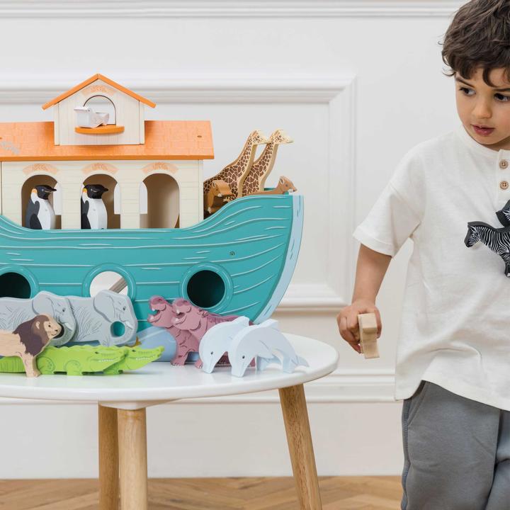 Actual product image Le Toy Van Noah's big ark