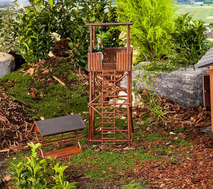 Actual product image Faller Hunter's high seat with feeding trough
