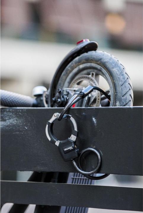 Image du produit Master Lock Brassard de rue 8275 (100 cm)