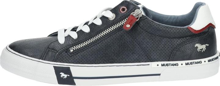 Immagine prodotto Mustang Questa scarpa stringata alla moda è un must have assoluto di questa stagione. La scarpa è dotata di (42)