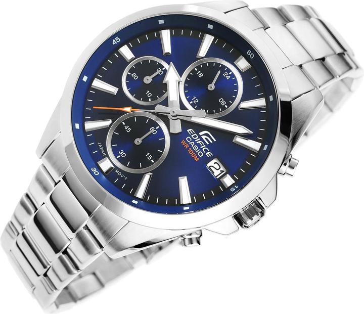 Actual product image Casio Edifice EFV-560D-2AVUEF Horloge - Staal - Zilverkleurig - 42 mm (Chronograph, 44 mm)