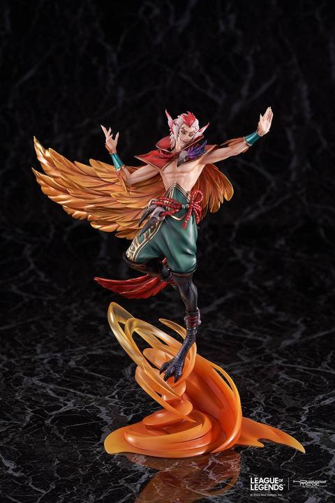 Actual product image Hobbymax League of Legends statuette PVC 1/7 Rakan 32 cm