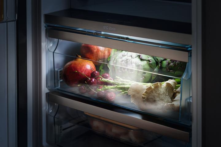 Actual product image Miele K 7778 C (276 l)