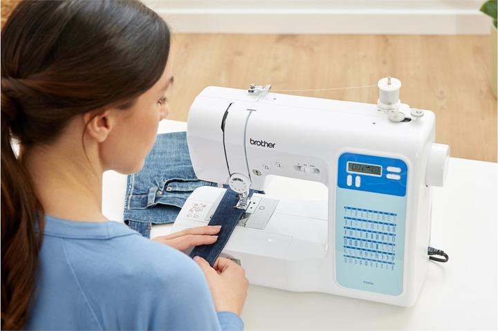 Actual product image Brother Sewing machine FS60x
