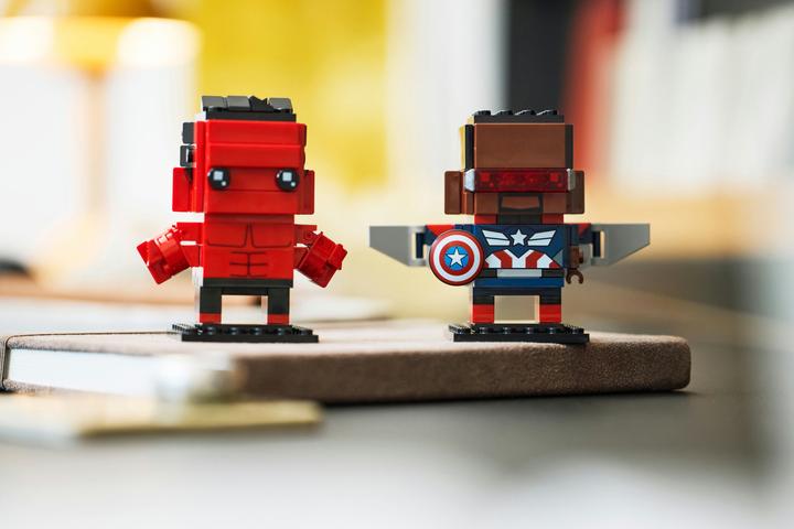 Image du produit LEGO BrickHeadz Super Heroes Captain America & Red Hulk (40668, LEGO Brickheadz)
