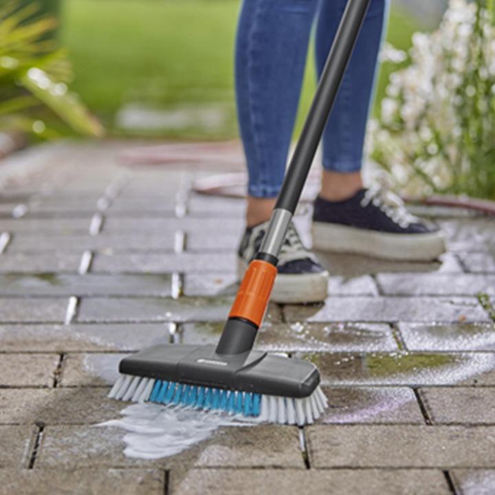 Actual product image Gardena Cleansystem Stielbürste hard