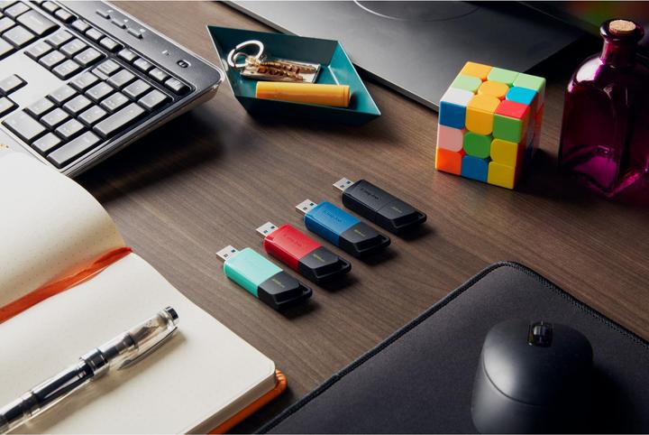 Produktbild Kingston DataTraveler Exodia M (128 GB, USB-A, USB 3.2)