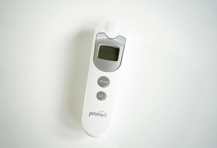 Immagine prodotto Promed Thermometro clinico a infrarossi IRT-100 (Fronte)
