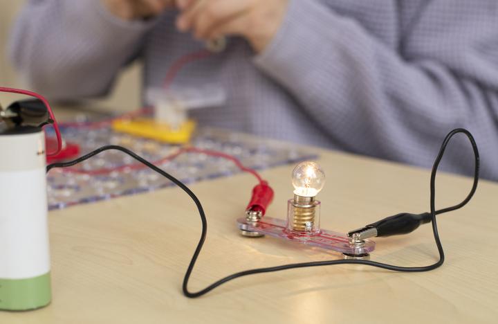 Produktbild Betzold Experimentierkasten Elektrischer Strom