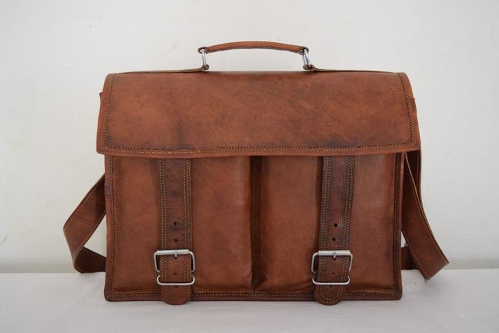Produktbild Only-Bags.Store Der Anwalt Laptop, 18 Zoll (18")