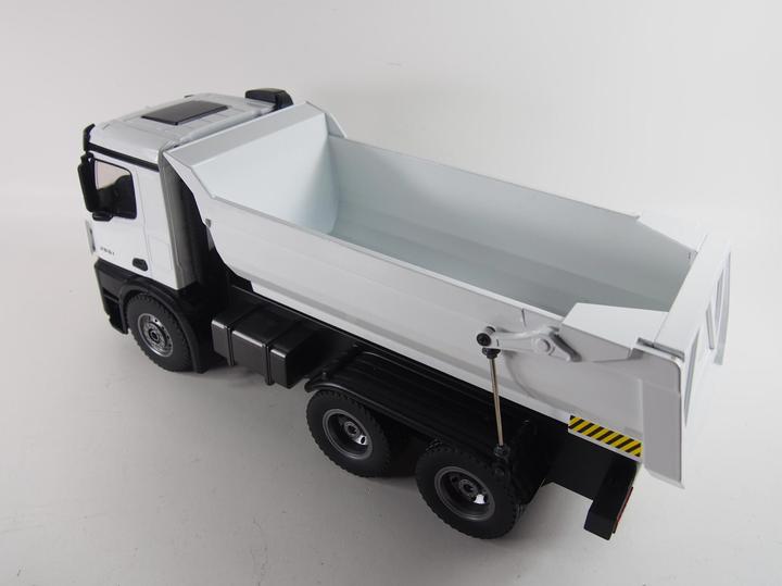 Immagine prodotto Amewi Mercedes PRO Metallo Elettrico Spazzolato 4WD 1:18 RTR bianco (RTR pronto all'uso)