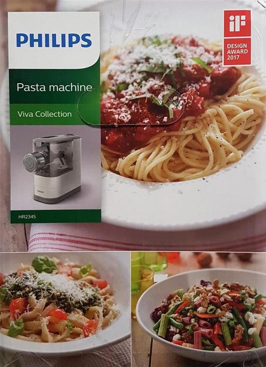 Actual product image Philips HR2345/19