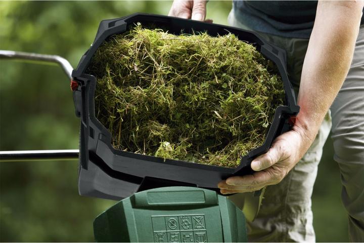 Actual product image Bosch Home & Garden Verticut 1100