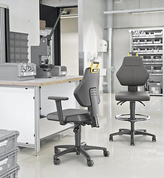 Image du produit eurokraft pro Siège d'atelier noir, avec patins, habillage textile.