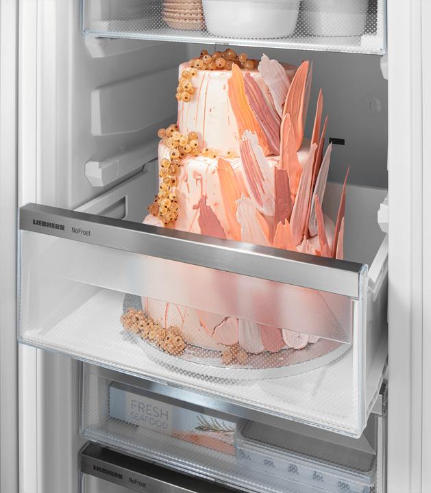 Actual product image Liebherr FNF 4204 Upright freezer with reversible door (Stand-alone, 160 l)