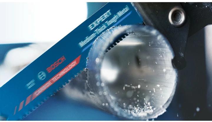 Actual product image Bosch Professional Zubehör EXPERT 'Medium-Thick Tough Metal' S 1255 HHM reciprocating saw blade, 1 piece