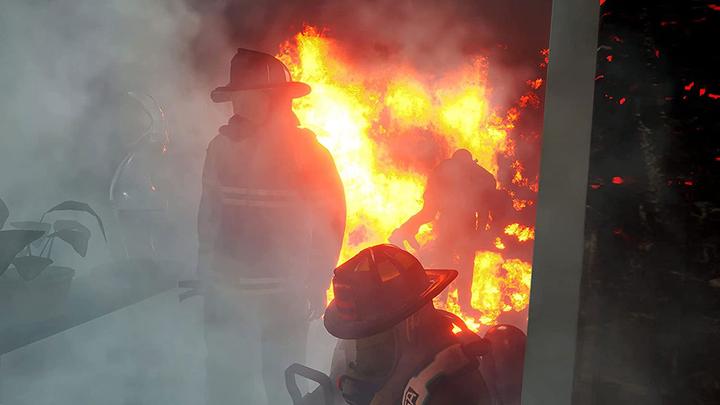 Immagine prodotto astragon Simulatore di lotta antincendio - La squadra - PS5 (PS5, EN)