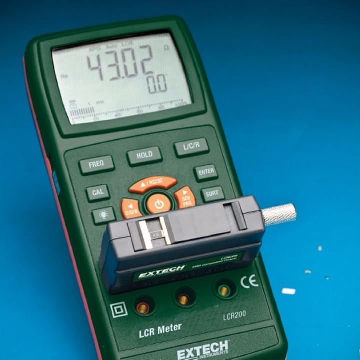 Immagine prodotto Extech Tester di componenti digitali LCR2 (CAT I)