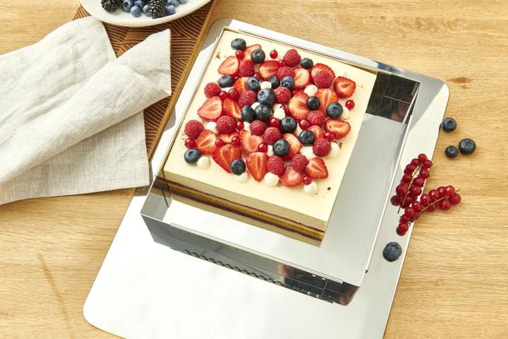 Immagine prodotto de Buyer Cornice per pasticceria estensibile da 16x16 a 30x30cm H: 5cm