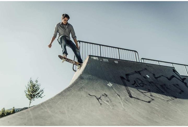 Actual product image Hudora Skateboard Bronx (30.51")