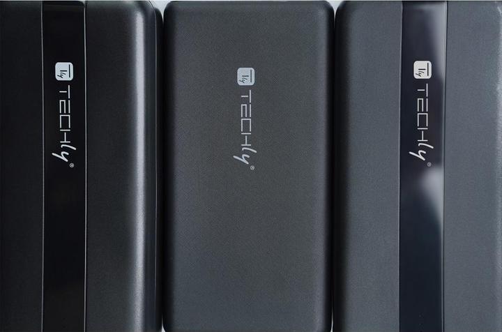 Immagine prodotto Techly Caricabatterie della banca di potenza 10000mAh 2x USB 1x USB-C con cavo USB-C (10000 mAh, 10 W, 37 Wh)