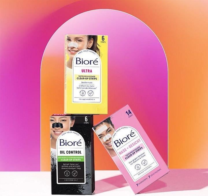 Produktbild Bioré tiefenreinigende Clear-Up Strips mit Aktivkohle (268.13 ml)