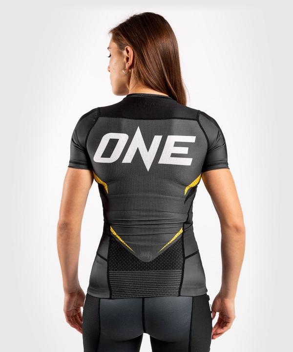 Actual product image Venum ONE FC Impact Rashguard (S)