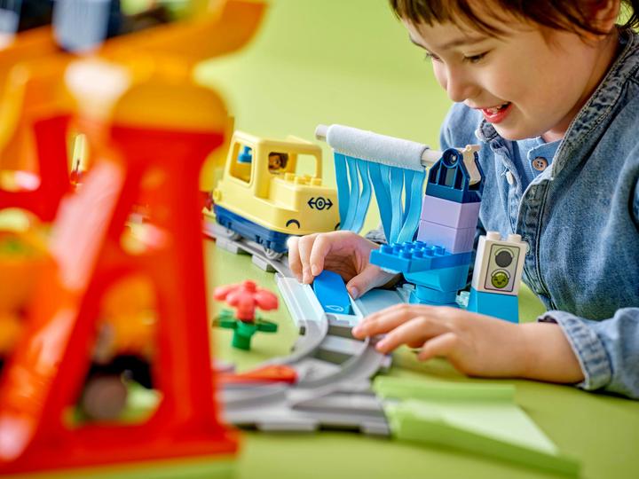 Image du produit LEGO Grosse interaktive Eisenbahn (10428)