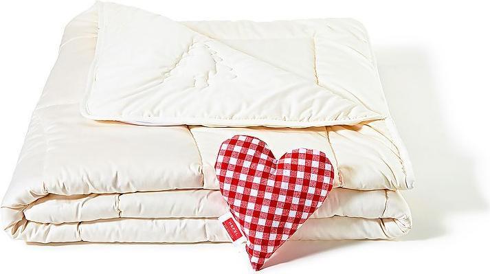 Actual product image Hefel Swiss stone pine blanket light Wellness, filling: 100% virgin wool with Swiss stone pine chips (1000 g, 140x200 cm)