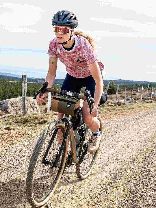 Actual product image Julbo Fury (Pastel pink, Light blue, Pink)