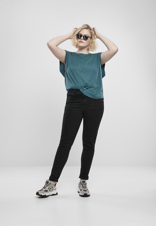 Actual product image Urban Classics Ladies Basic Shaped Tee (4XL)