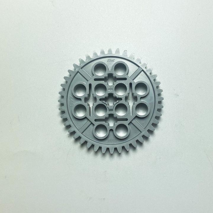 Image du produit LEGO Technique Roue dentée 40 dents Gris clair - Gear wheel 24432 NOUVEAU! Quantité 10x (24432, LEGO Technic)