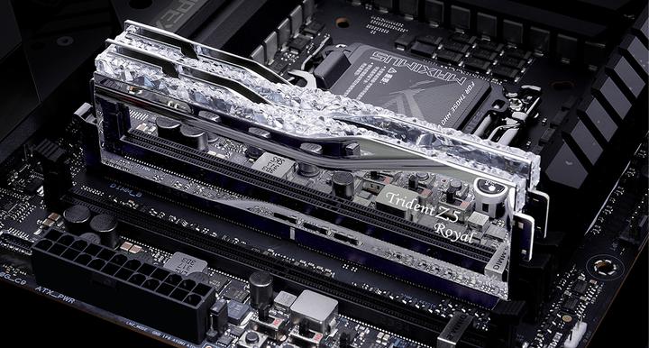 Productafbeelding G.Skill Trident Z5 Royal (2 x 24GB, 8000 MHz, DDR5 RAM, DIMM 288 pin)