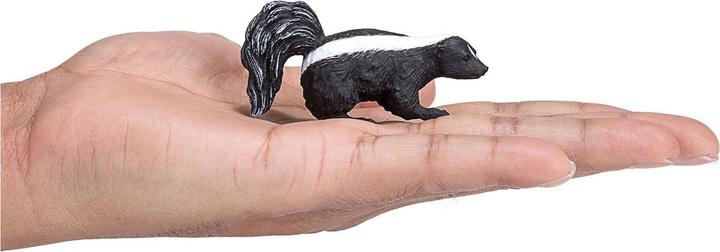Actual product image Animal Planet Skunk