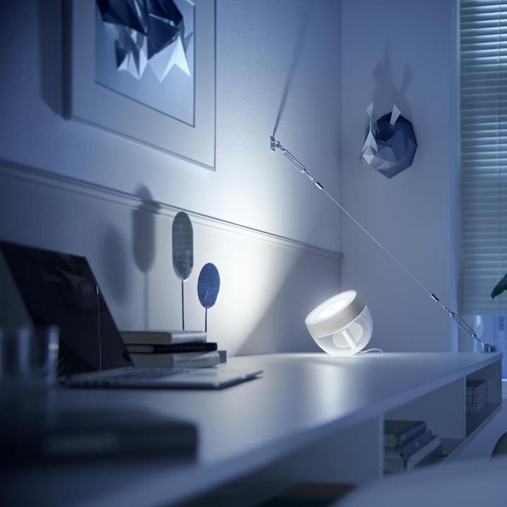 Image du produit Philips Hue Iris (570 lm)
