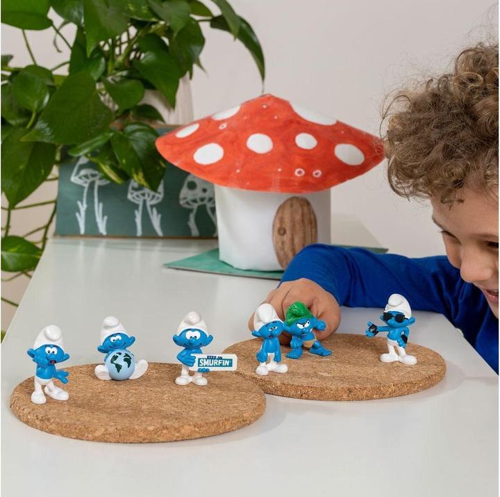Actual product image Schleich Scaredy-cat Smurf