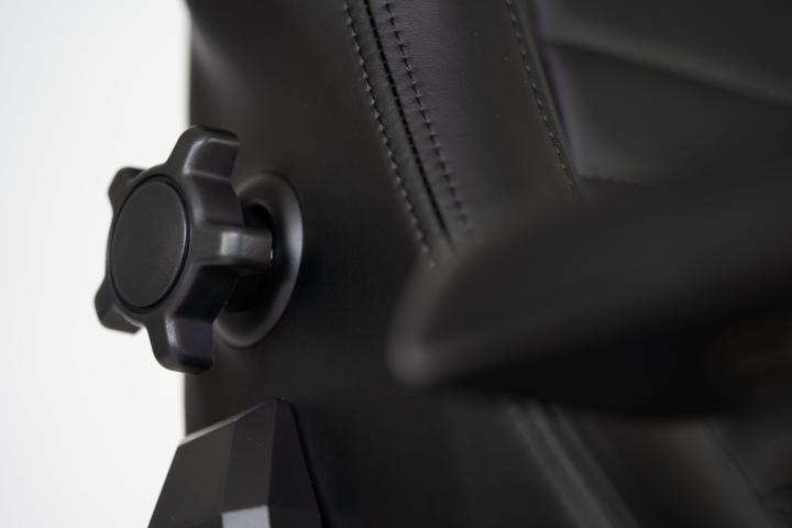 Produktbild DXRacer Master Racer