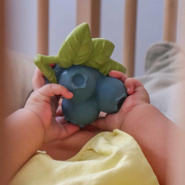 Immagine prodotto Oli and Carol Oli & Carol - Teether - Jerry il mirtillo - (OC1253)