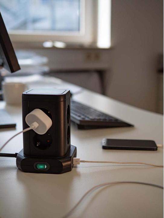 Actual product image Brennenstuhl Socket tower (8 x, CEE 7/3, USB-A, 2 m)