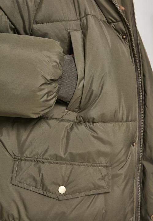 Immagine prodotto Urban Classics Ladies Oversize Faux Fur Puffer Coat (XS)