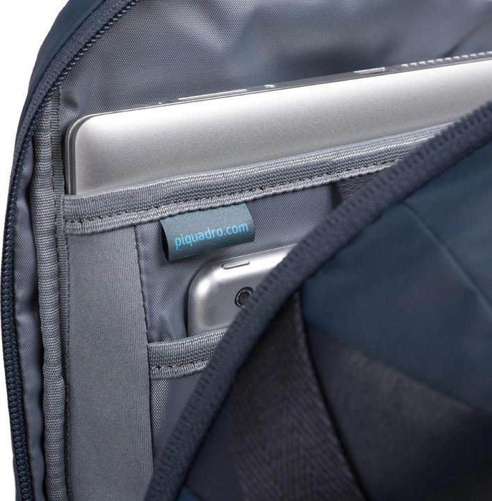 Produktbild Piquadro Laptoprucksack aus rezykliertem Nylon