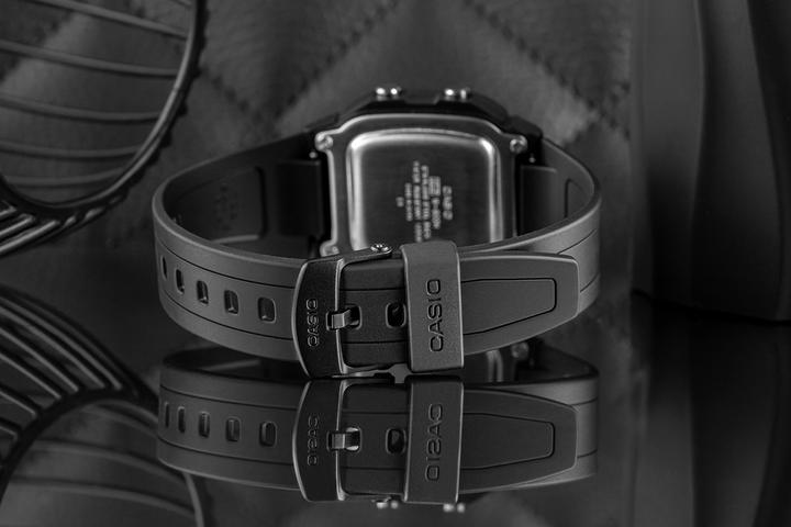 Actual product image Casio Collection (Digital watch, 44 mm)
