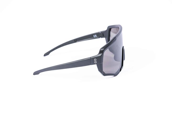 Immagine prodotto Coast Optics Nita XL Sportbrille schwarz mit Black Sun und klarem Glas (Nero)