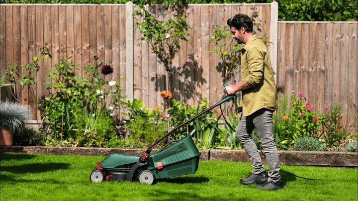 Immagine prodotto Bosch Home & Garden Bosch Rasenmäher UniversalRotak 34-405 (Corrente elettrica)
