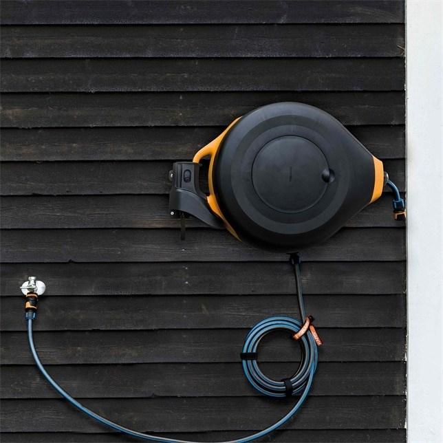 Actual product image Fiskars Automatic XL + Dovana CF (20 m)