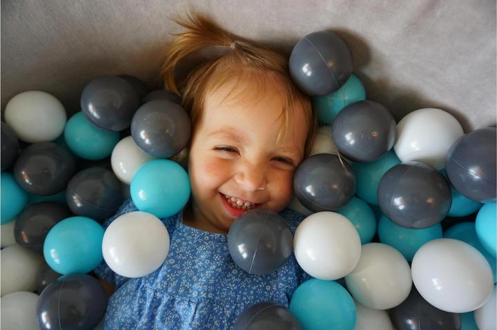 Actual product image Knorrtoys Bällebad soft - "Grey" - 300 balls creme/grey/lightblue (ca. 6cm Durchmesser)
